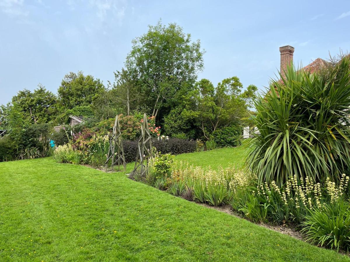 Holmbush House Guest House Hellingly Exterior foto